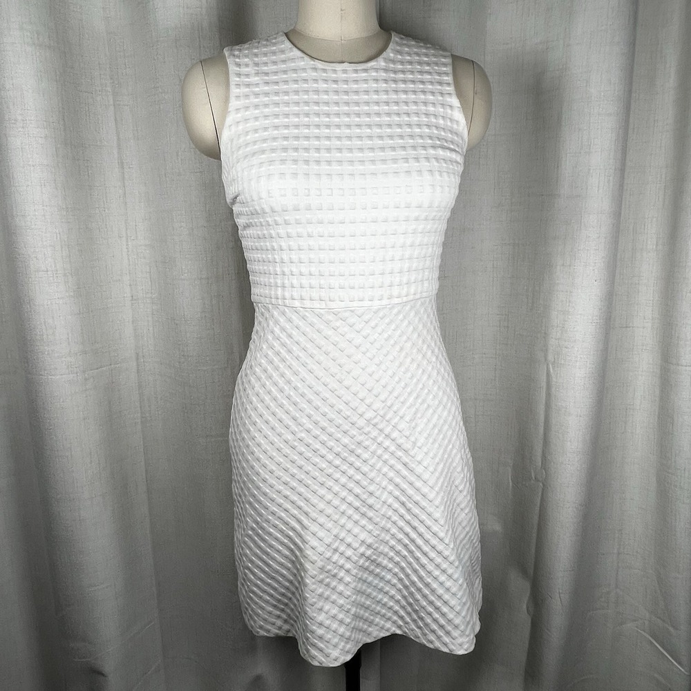 Theory Raneid K Contextual Shift‎ Dress White Sleeveless Textured Geometric Sz 4